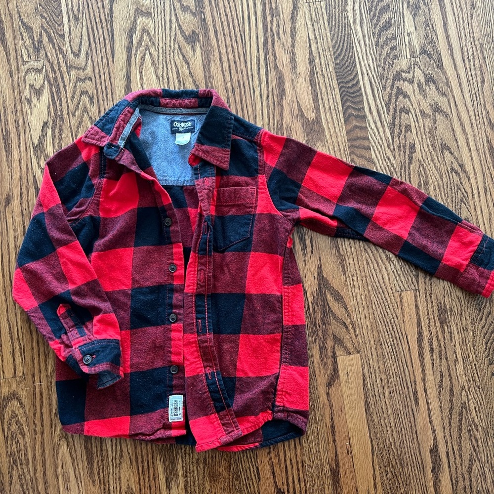 Buffalo plaid Oshkosh button up